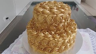 BOLO DE ANDAR COM ROSAS DOURADAS  Confeitado em chantily [upl. by Alejoa]