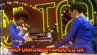 THE COMMODORES  MACHINE GUNTV PERFORMANCE 1974 [upl. by Aidualc]